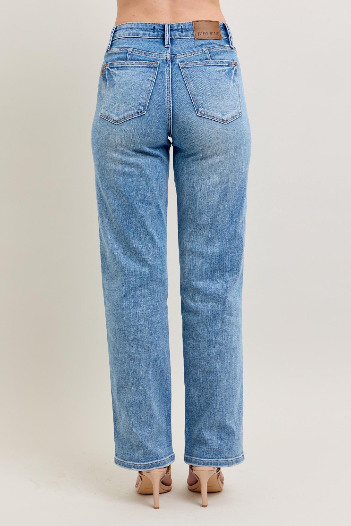 Judy Blue Apparel Judy Blue Mid Rise Tummy Control Vintage Wash Straight Leg Jeans for Women