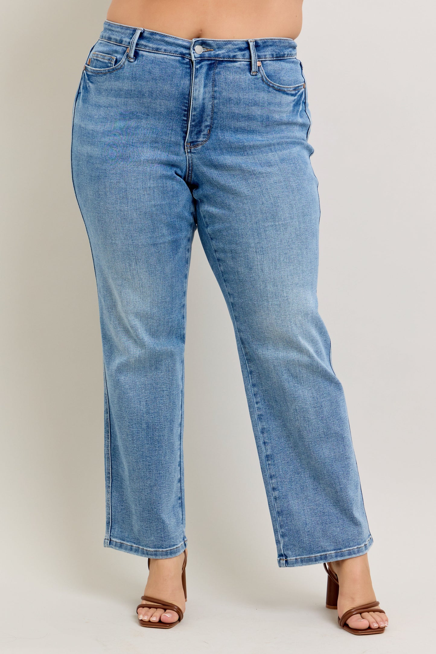 Judy Blue Apparel 14W Judy Blue Mid Rise Tummy Control Vintage Wash Straight Leg Jeans for Women